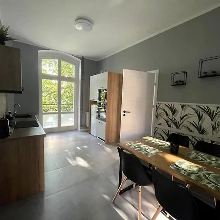 Duży - Stare - 12 Osób - 6 łóżek Apartamento *